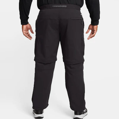 Nike Cargo Hiking Utility Pants Straight-Leg Loose Fit Logo Design FN0428-010 Details for Nike Cargo Hiking Utility Pants Straight-Leg Loose Fit Logo Design FN0428-010