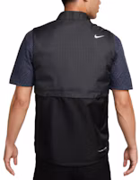 Lookbook Nike 多彩無袖拉鍊背心搭配對比色立領 FQ0448-010