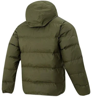 Nike 綠色連帽純色短版羽絨外套 FZ1103-222 Lookbook Nike 綠色連帽純色短版羽絨外套 FZ1103-222