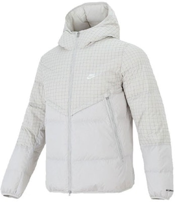 Nike White Winter Puffer Jacket with Plaid Patchwork and Hood. DD6964-072 Order Nike White Winter Puffer Jacket with Plaid Patchwork and Hood. DD6964-072