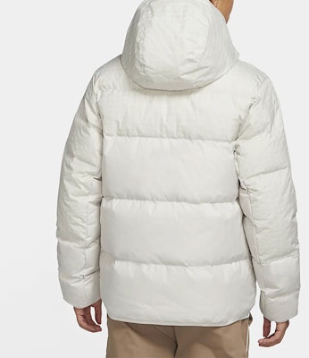 Nike White Winter Puffer Jacket with Plaid Patchwork and Hood. DD6964-072 Details for Nike White Winter Puffer Jacket with Plaid Patchwork and Hood. DD6964-072