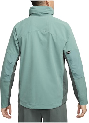 Nike ACG "Sun Farer" Jaket Hoodie Hijau Retro dengan Resleting & Bordir. DH3103-361 Lookbook Nike ACG "Sun Farer" Jaket Hoodie Hijau Retro dengan Resleting & Bordir. DH3103-361