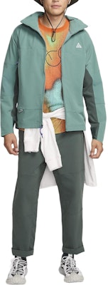 Nike ACG "Sun Farer" Jaket Hoodie Hijau Retro dengan Resleting & Bordir. DH3103-361 Shop Nike ACG "Sun Farer" Jaket Hoodie Hijau Retro dengan Resleting & Bordir. DH3103-361