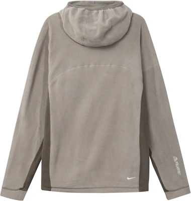 Nike ACG "Wolf Tree" Logo Pullover Lengan Panjang Sweatshirt Abu-Abu DQ5780-087 Lookbook Nike ACG "Wolf Tree" Logo Pullover Lengan Panjang Sweatshirt Abu-Abu DQ5780-087