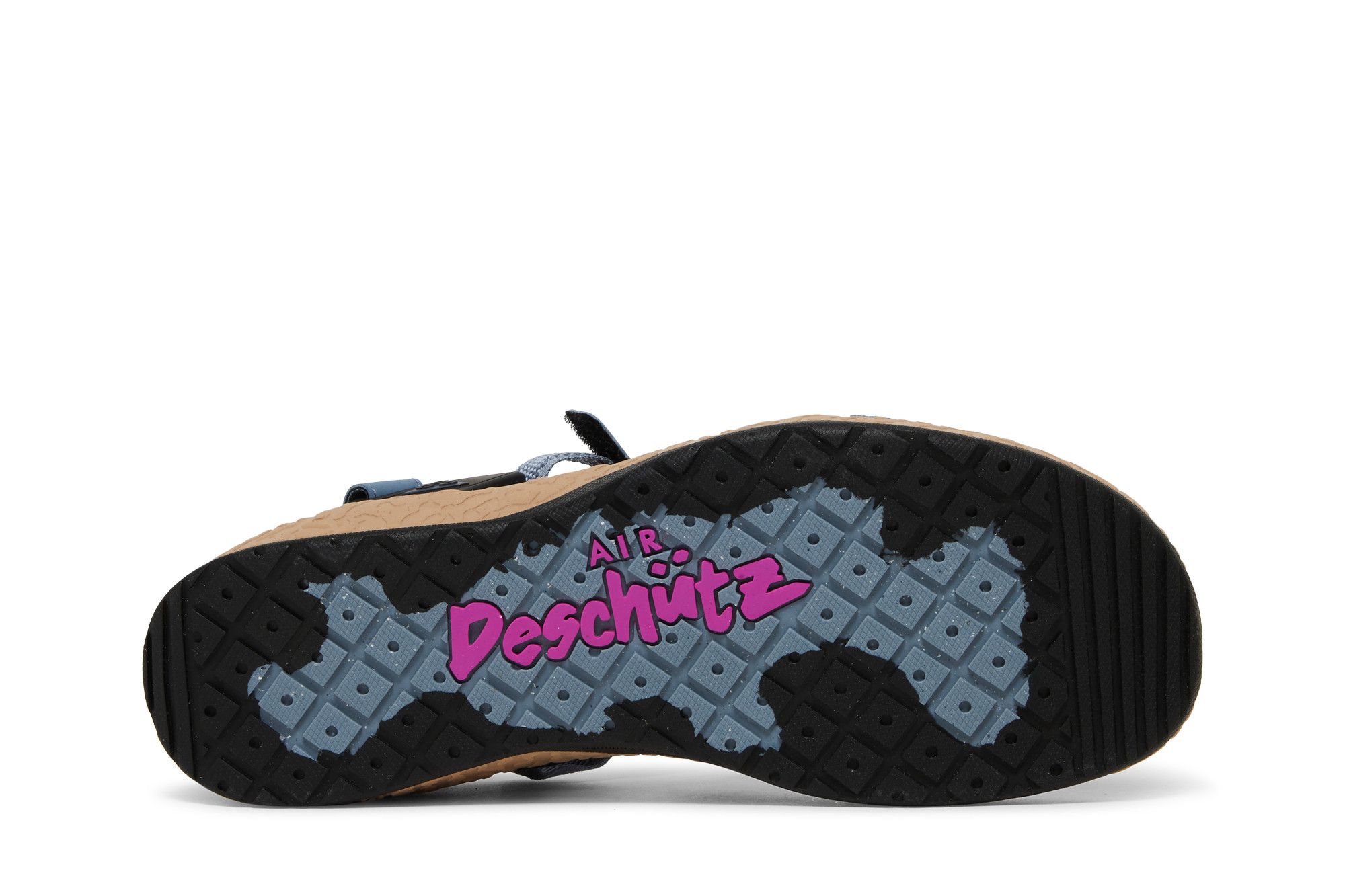 Purchase Nike ACG Air Deschutz+ 'Ashen Slate Hemp' dalam Malay: Nike ACG Air Deschutz+ 'Abu Rami'. DO8951-400
