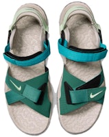 Nike 魔術貼固定透氣耐穿 沙灘涼鞋 男女同款 藍綠 Shop Nike 魔術貼固定透氣耐穿 沙灘涼鞋 男女同款 藍綠