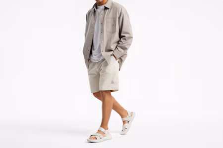 Order Nike 魔術貼固定透氣耐穿 沙灘涼鞋 男女同款 米色