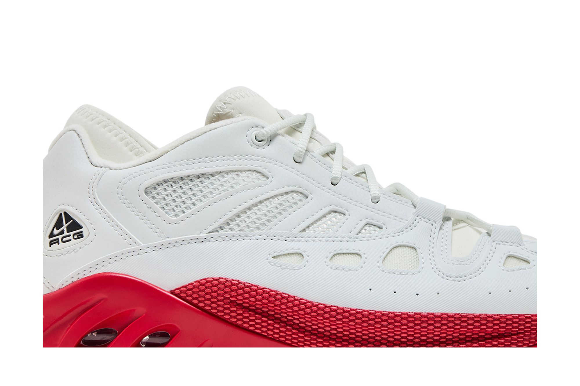 Order Nike ACG Air Exploraid 'Putih Gym Merah' FJ1920-101