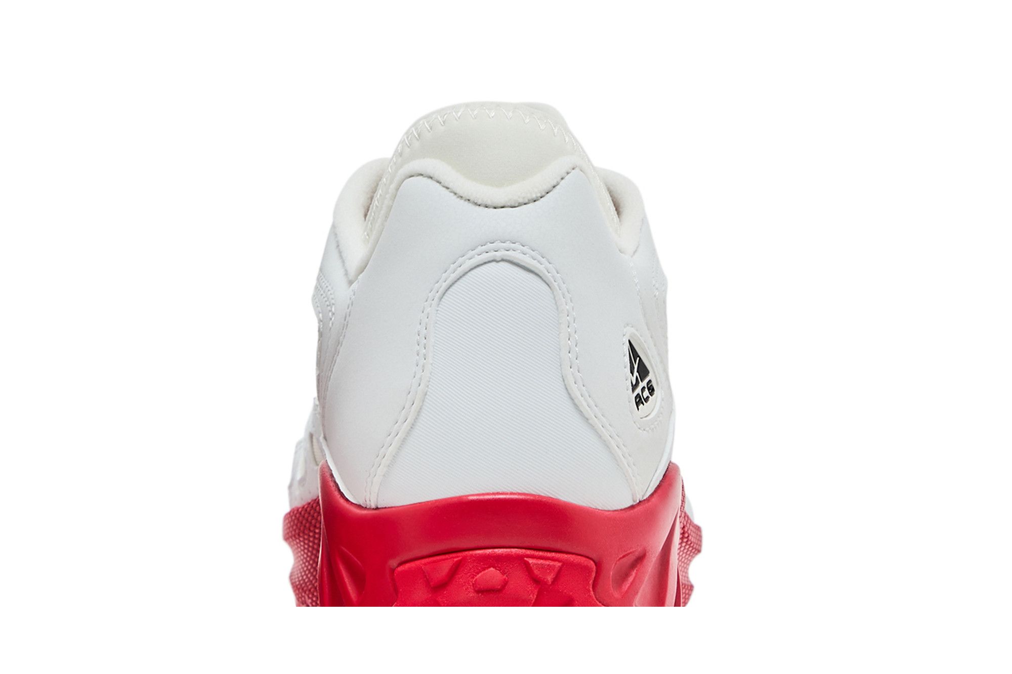 Sizing Nike ACG Air Exploraid 'Putih Gym Merah' FJ1920-101