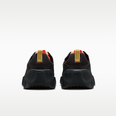 Details for Nike ACG Air Mada Low Negro/Noir/Topacio Oro/Naranja Frost DX4215-011