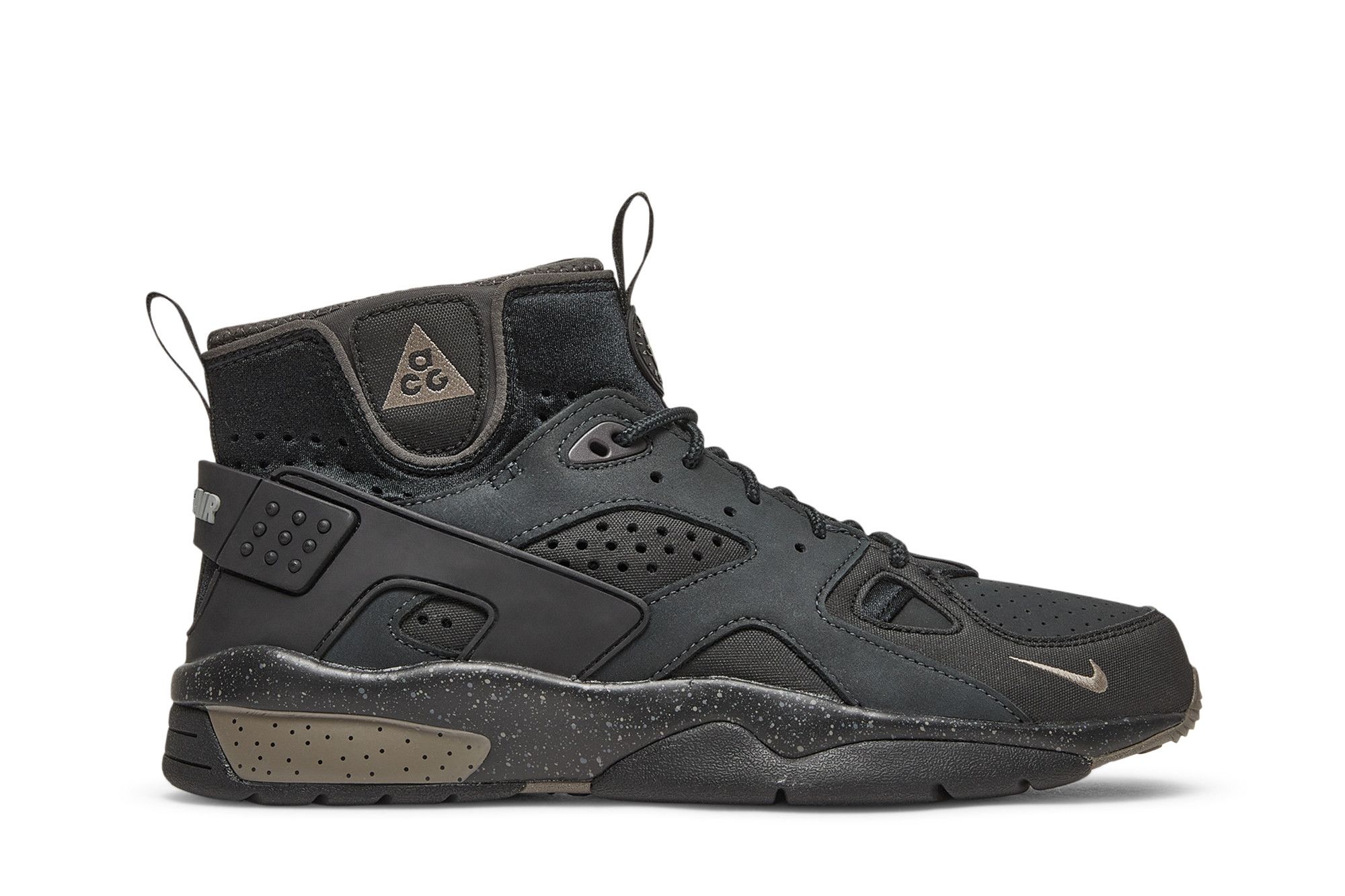 Buy Nike 全方位戶外 ACG Air Mowabb 'Off Noir' DM0840-001