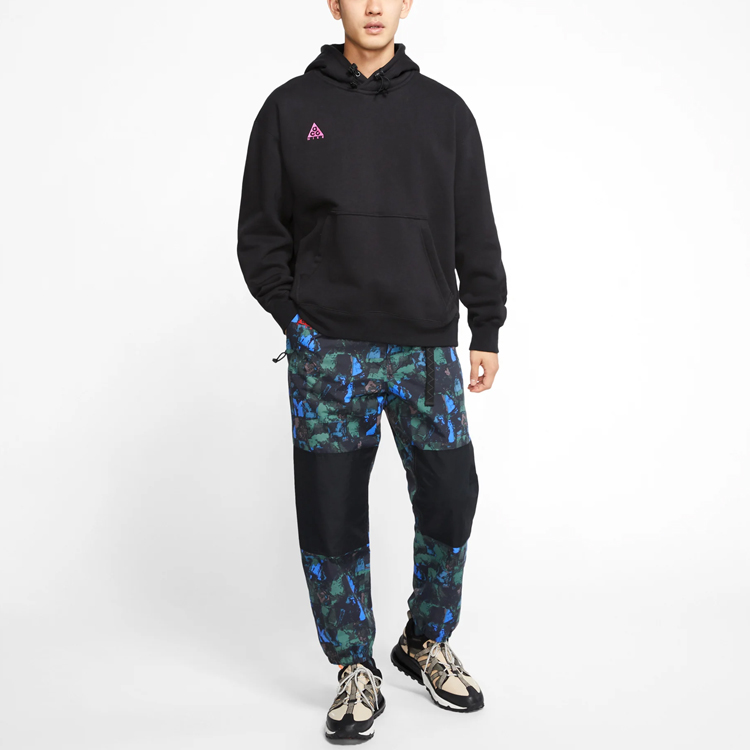 Shop Nike ACG Black Pullover Sweatshirt Koleksi Sportswear Kasual BQ7199-011