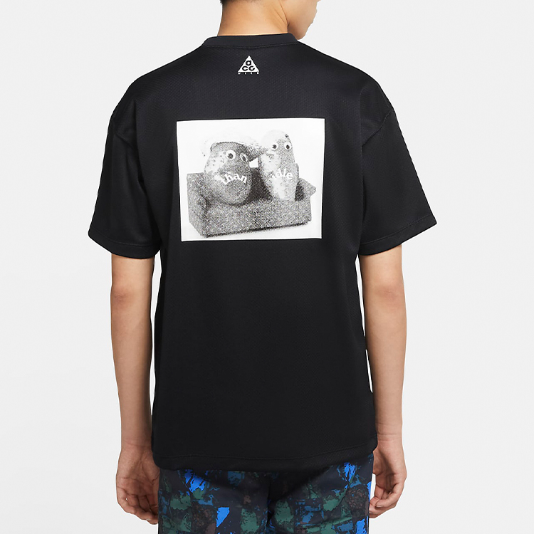 Shop 나이키 ACG 블랙 반팔 크루넥 티 캐주얼 셔츠 CU0099-010