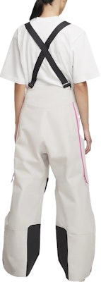 耐克ACG GORE-TEX Chena Vortex时尚连体裤男女款白色滑雪服 FV8890-104 Lookbook 耐克ACG GORE-TEX Chena Vortex时尚连体裤男女款白色滑雪服 FV8890-104