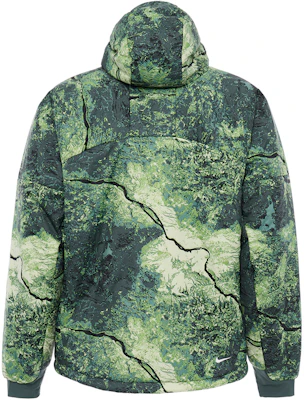 Nike ACG Gradient Woven Jaket Latihan Hijau FN7114-338 Lookbook Nike ACG Gradient Woven Jaket Latihan Hijau FN7114-338