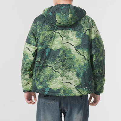 Nike ACG Gradient Woven Jaket Latihan Hijau FN7114-338 Details for Nike ACG Gradient Woven Jaket Latihan Hijau FN7114-338