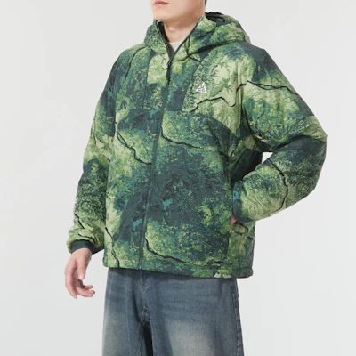 Nike ACG Gradient Woven Jaket Latihan Hijau FN7114-338 Sizing Nike ACG Gradient Woven Jaket Latihan Hijau FN7114-338
