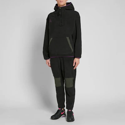 Nike ACG Hoodie Half-Zip Pullover Hitam AJ1987-010 Shop Nike ACG Hoodie Half-Zip Pullover Hitam AJ1987-010