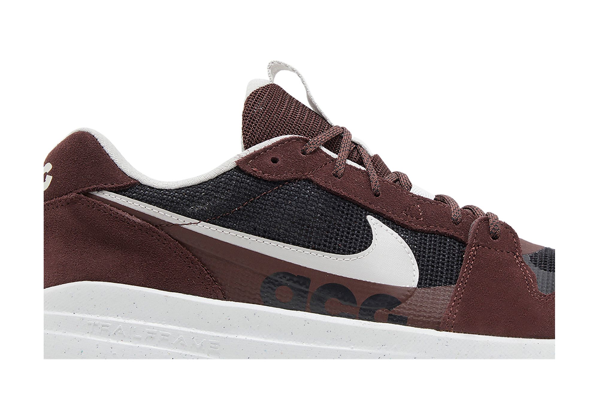 Lookbook Nike ACG Lowcate 'Earth' Senderismo Tierra DM8019-202