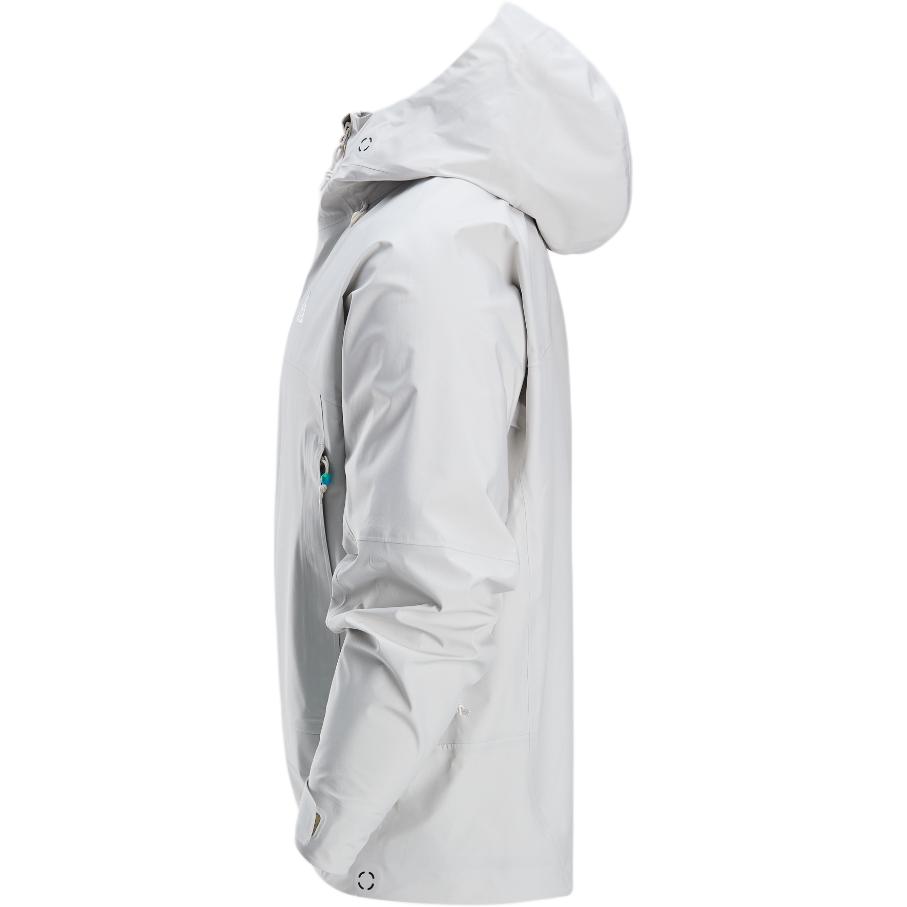 Shop Nike ACG Misery Ridge GORE-TEX Storm-FIT ADV 白色防水外套 男女款。 FV8642-104