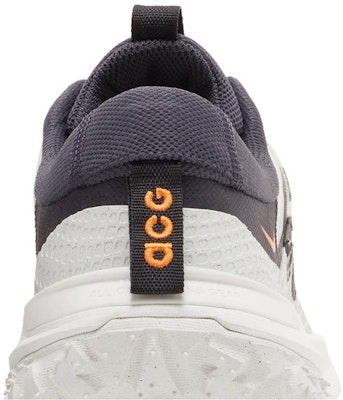 Nike ACG Mountain Fly 2 Low 'Putih Jingga Mandarin Terang' DV7903-001 Sizing Nike ACG Mountain Fly 2 Low 'Putih Jingga Mandarin Terang' DV7903-001