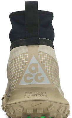나이키 ACG 마운틴 플라이 고어텍스 '카키' CT2904-200 Sizing 나이키 ACG 마운틴 플라이 고어텍스 '카키' CT2904-200