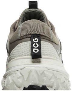 ナイキ ACG マウンテンフライ LOW 2 "アイアン" DV7903-003 Sizing ナイキ ACG マウンテンフライ LOW 2 "アイアン" DV7903-003