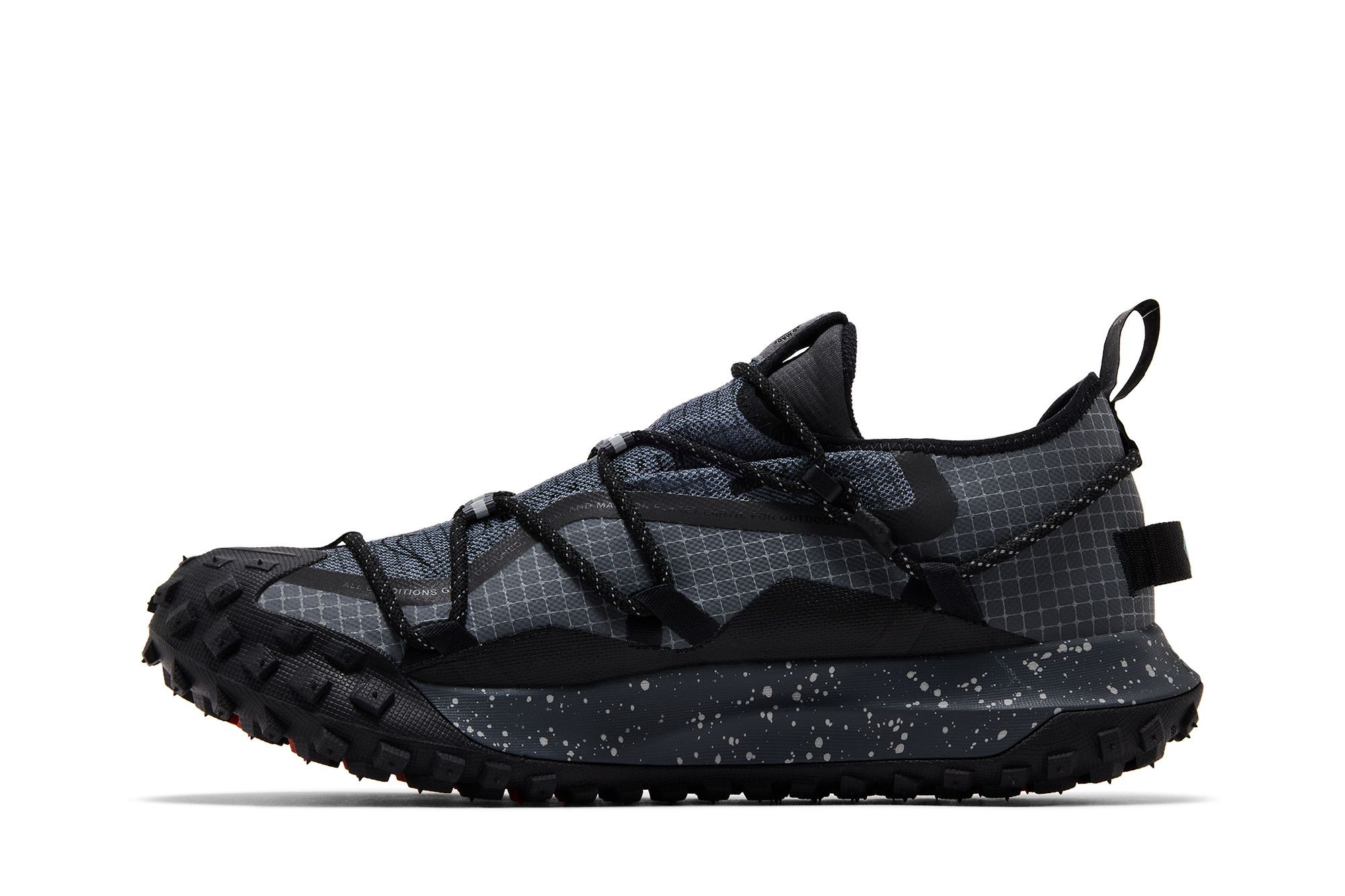 Shop Nike ACG Mountain Fly Low GORE-TEX 黑暗灰黑配色 IB7328-002