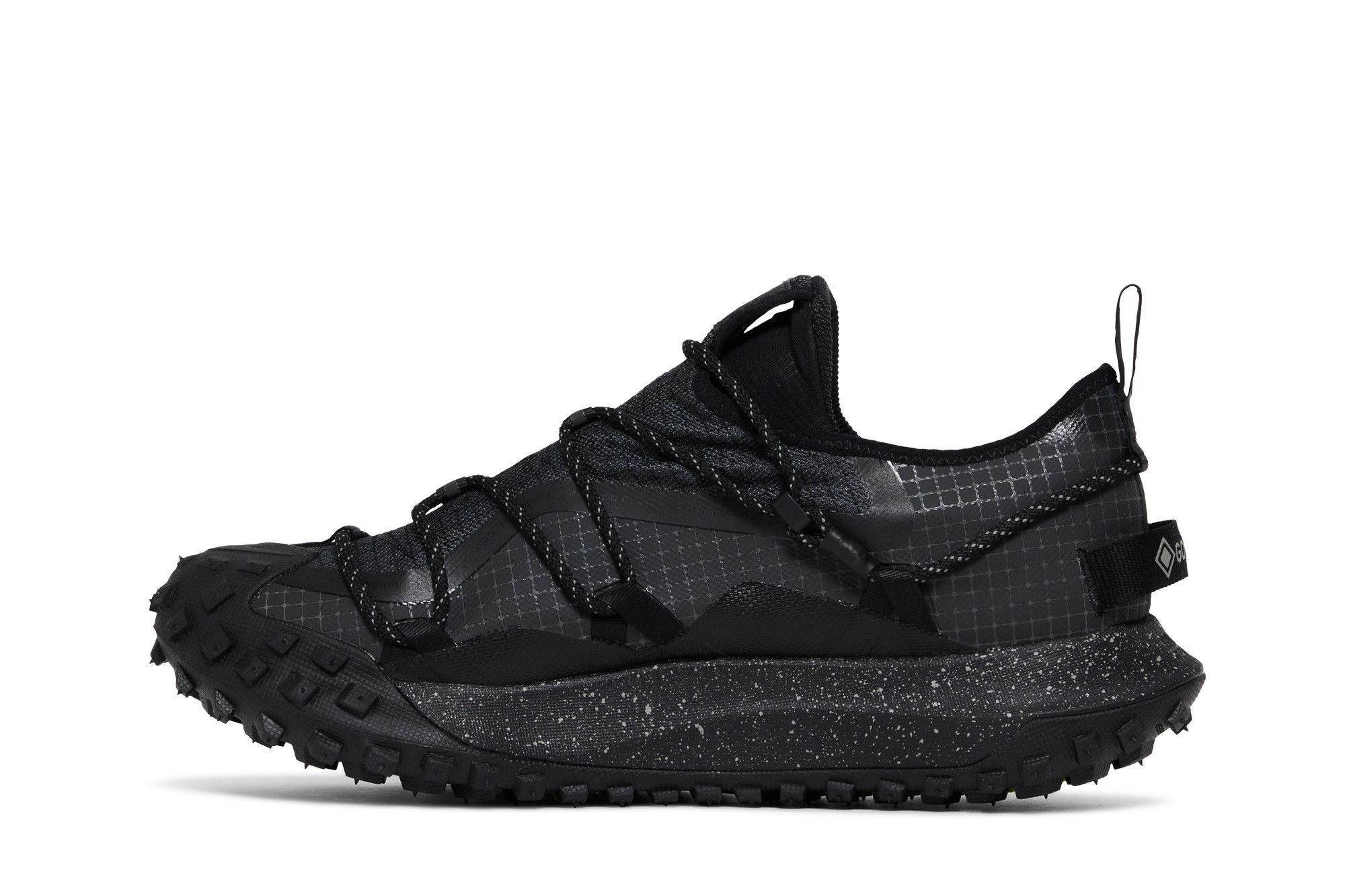 Shop ナイキ ACG マウンテンフライ Low GTX SE "ボルト" DD2861-002