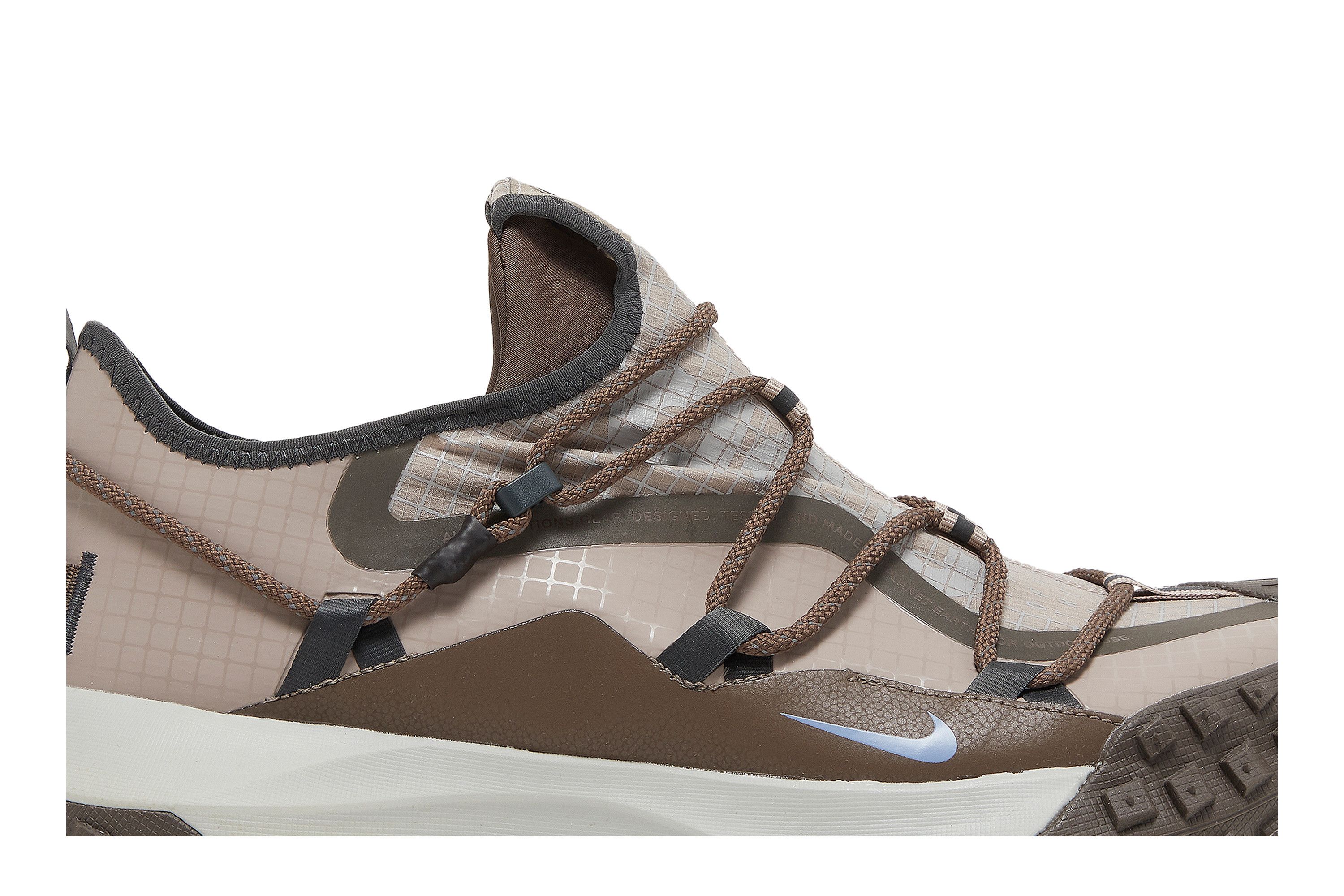 Lookbook Nike ACG Mountain Fly Low SE ''Ironstone'' Grijs DQ1979-001