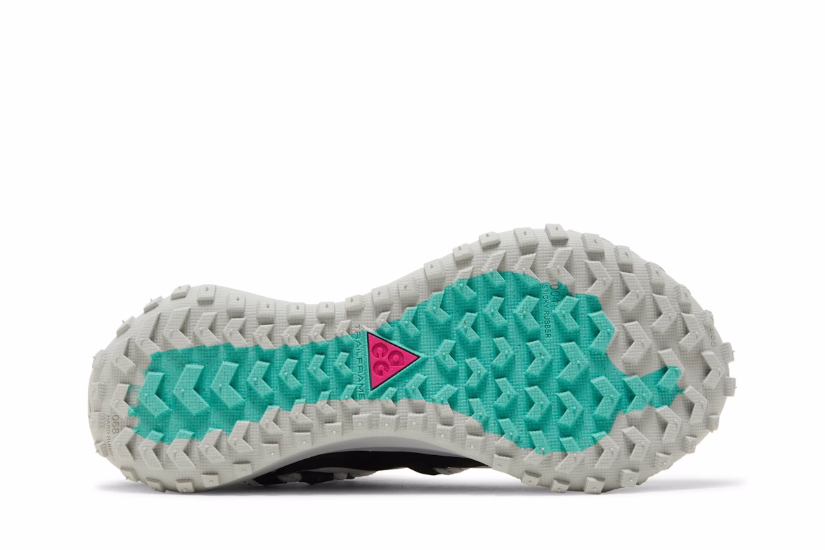 Nike ACG Mountain Fly Low SE 'White Anthracite' DO9334-100