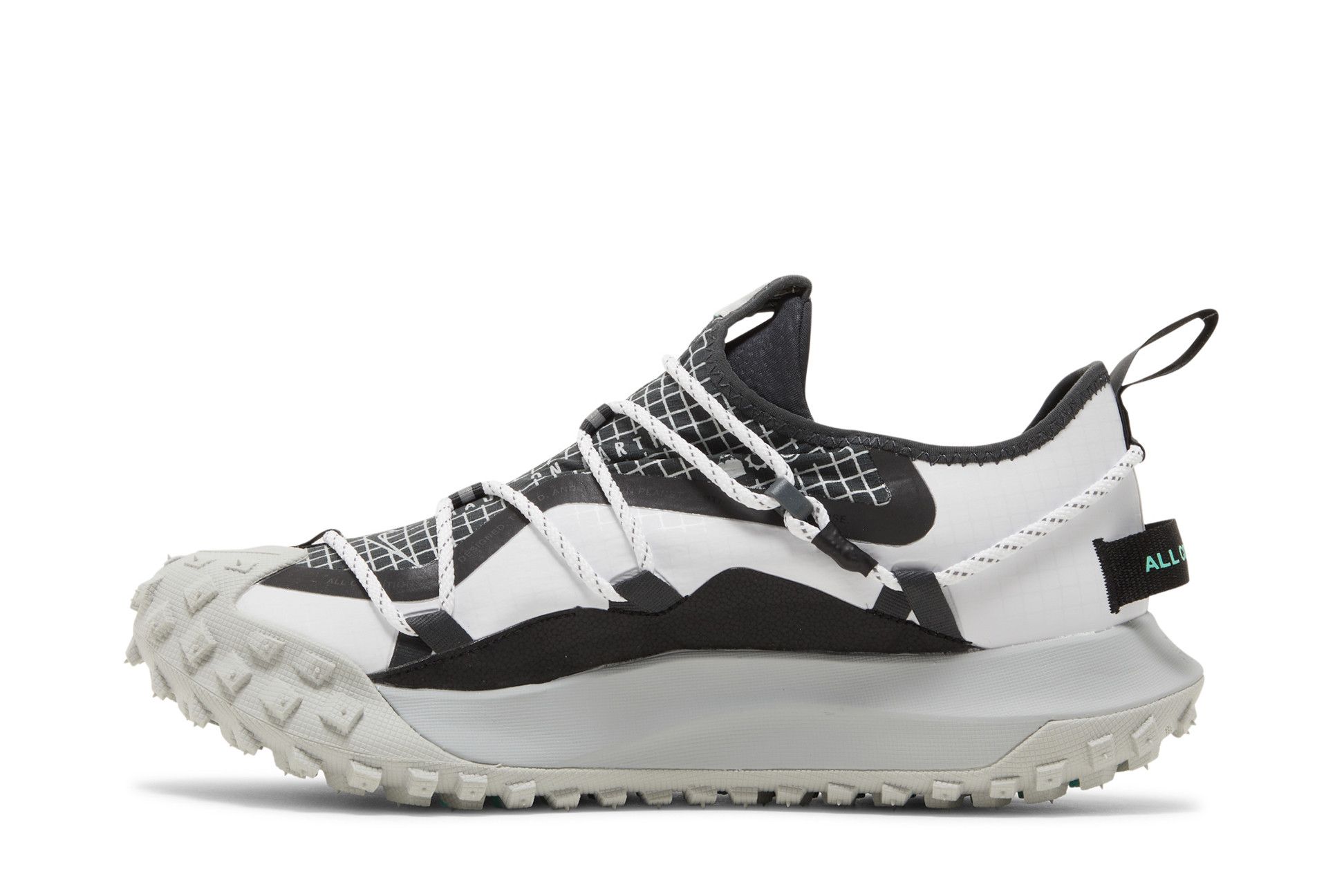 Shop Nike ACG Mountain Fly Low SE「白色黑雲母」DO9334-100