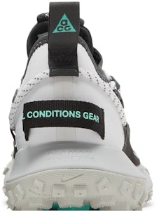 ナイキ ACG マウンテンフライ LOW SE 白/アンスラサイト DO9334-100 Sizing ナイキ ACG マウンテンフライ LOW SE 白/アンスラサイト DO9334-100