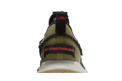 Nike ACG Mountain Fly Low SE DO9334-300