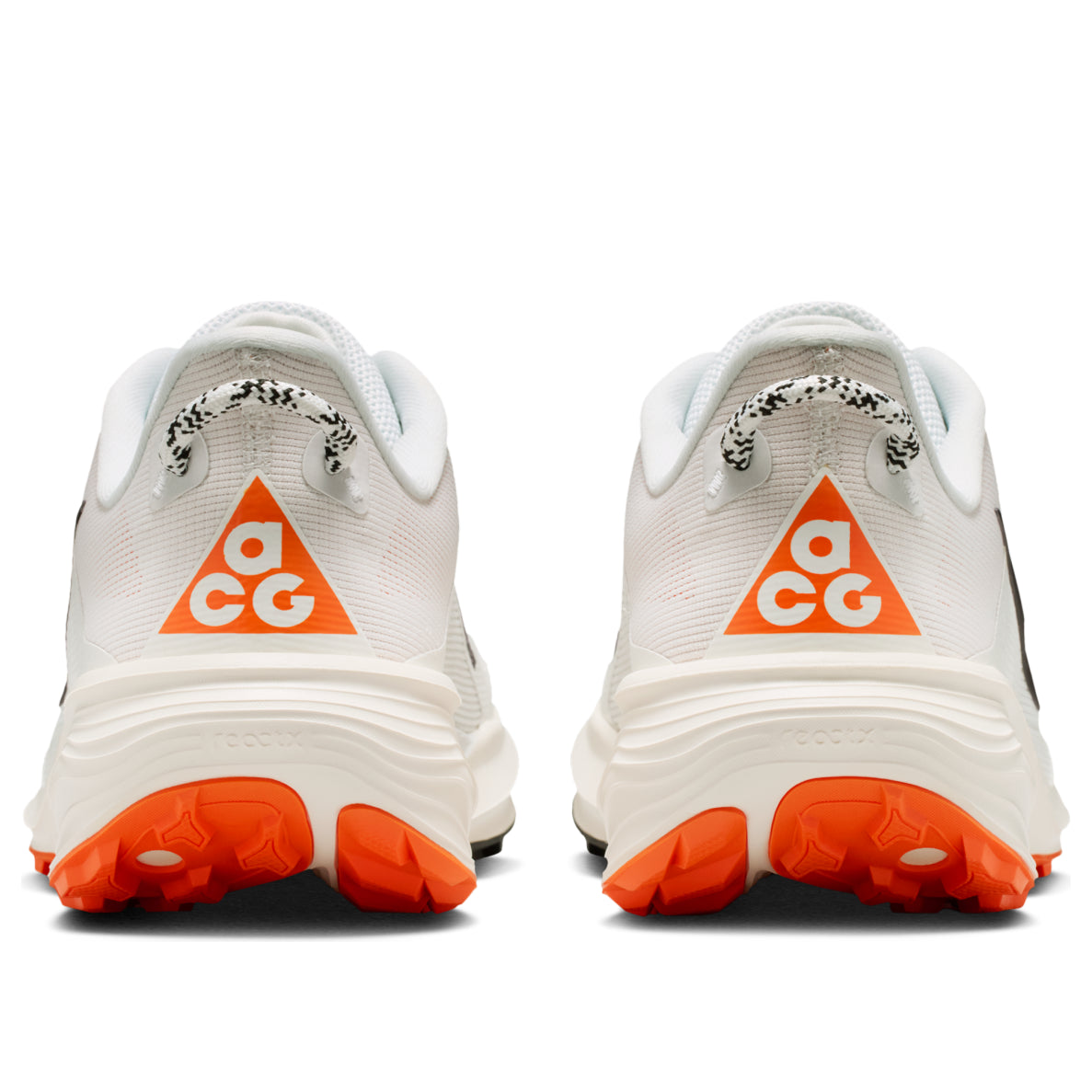 Lookbook Nike ACG Pegasus Trail 白橘黑 登山鞋 HV8116-103
