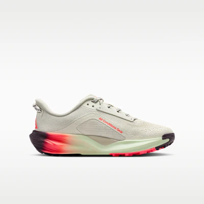 Nike ACG Pegasus Trail Vetro di Mare/Argento Chiaro/Bordeaux/Crimson Team IH2305-002 Lookbook Nike ACG Pegasus Trail Vetro di Mare/Argento Chiaro/Bordeaux/Crimson Team IH2305-002