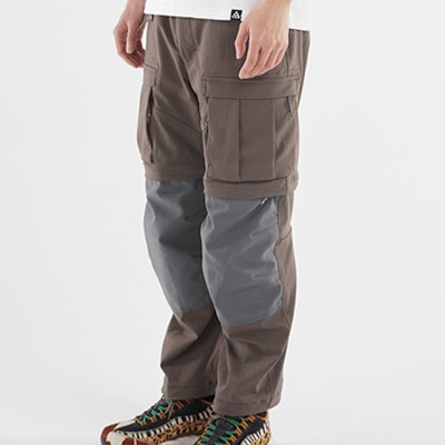 나이키 ACG 스미스 서밋 브라운 카고 아웃도어 조거 팬츠 남성 봄 컬렉션 CV0656-004 Sizing 나이키 ACG 스미스 서밋 브라운 카고 아웃도어 조거 팬츠 남성 봄 컬렉션 CV0656-004