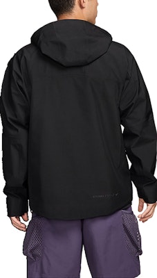 ナイキ ACG ストーム-FIT ADV ゴアテックス ミザリーリッジ 防水ジャケット ブラック/ホワイト 男女兼用 FV8642-010 Lookbook ナイキ ACG ストーム-FIT ADV ゴアテックス ミザリーリッジ 防水ジャケット ブラック/ホワイト 男女兼用 FV8642-010