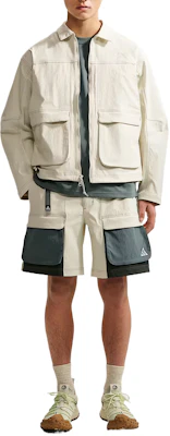 Nike ACG Stretch Embroidered Comfortable Cargo Shorts HV0594-020 Buy Nike ACG Stretch Embroidered Comfortable Cargo Shorts HV0594-020