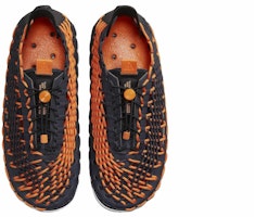 Nike ACG Watercat+ 'Bright Mandarin' - Nike ACG Watercat+ 'Mandarin Cerah' CZ0931-001 Lookbook Nike ACG Watercat+ 'Bright Mandarin' - Nike ACG Watercat+ 'Mandarin Cerah' CZ0931-001