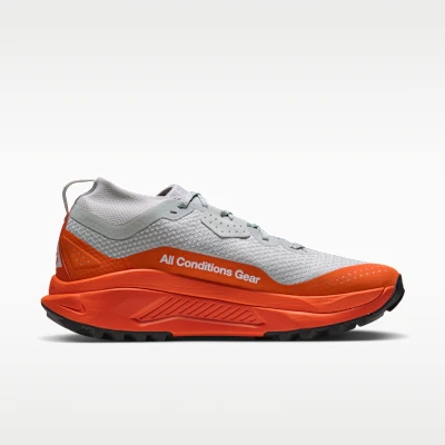 Nike ACG Zoom Terra Zegama Trail GORE-TEX Silver Orange Hitam Putih Summit IO7932-001 Lookbook Nike ACG Zoom Terra Zegama Trail GORE-TEX Silver Orange Hitam Putih Summit IO7932-001