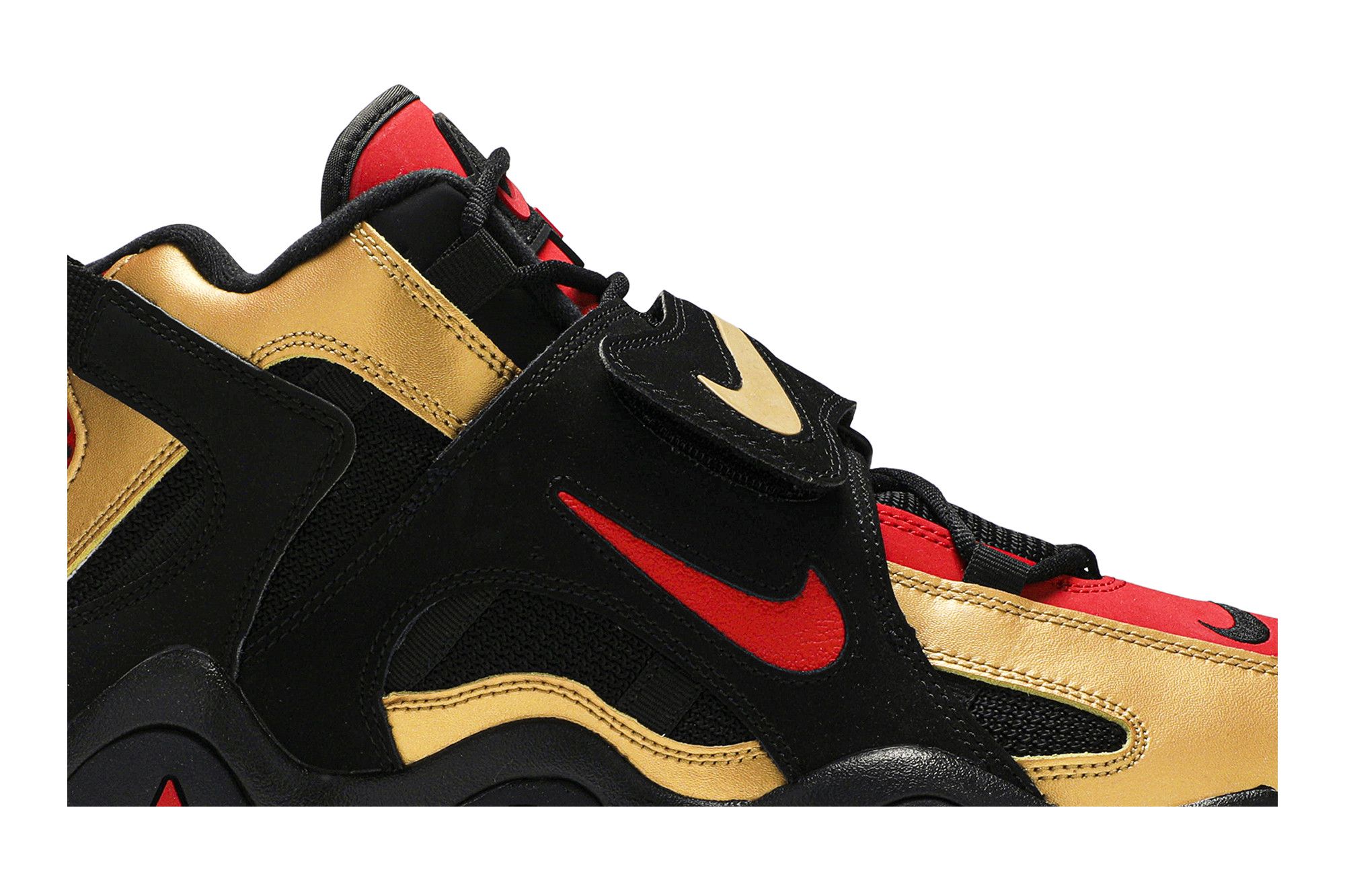 Lookbook Nike Air Barrage Mid ''Or Métallique'' CT1573-700