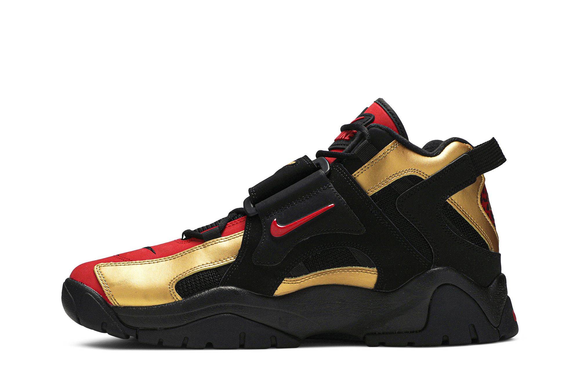 Shop Nike Air Barrage Mid ''Or Métallique'' CT1573-700