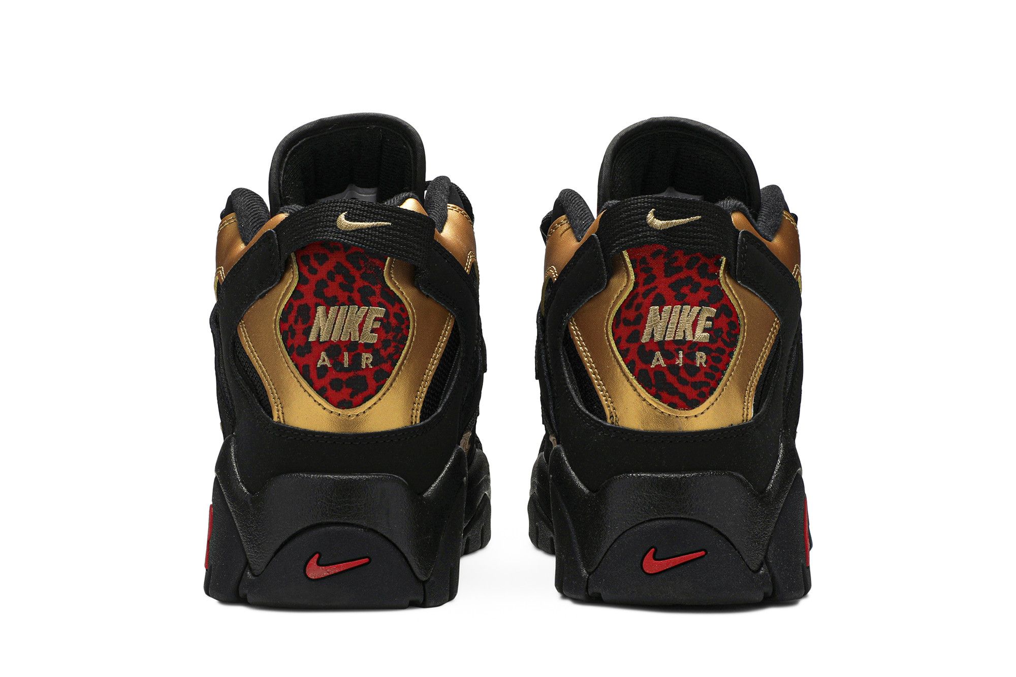 Sizing Nike Air Barrage Mid ''Or Métallique'' CT1573-700