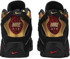Sizing Nike Air Barrage Mid ''Or Métallique'' CT1573-700