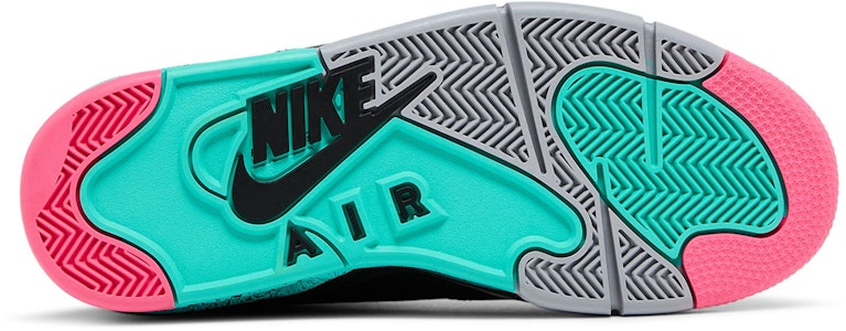 ナイキ エア コマンド フォース スパーズ 684715-001 Shop ナイキ エア コマンド フォース スパーズ 684715-001