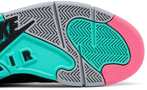 ナイキ エア コマンド フォース スパーズ 684715-001 Purchase ナイキ エア コマンド フォース スパーズ 684715-001