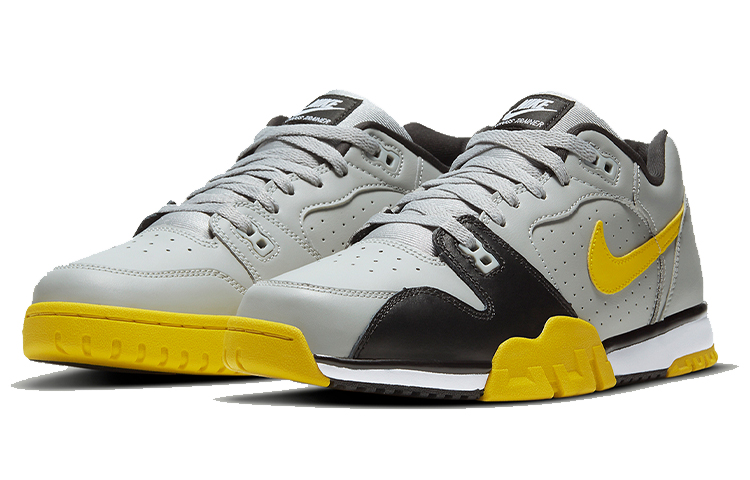 Shop 耐克 Air Cross 低帮训练鞋 CQ9182-002