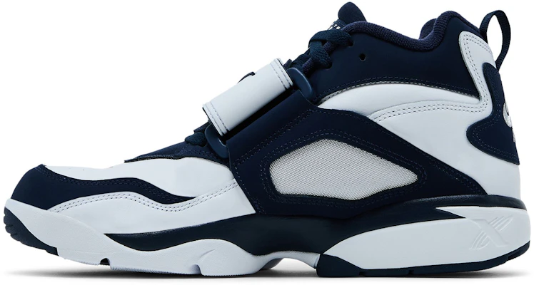 Nike Air Diamond Turf 牛仔隊款式 FZ8224-101 Lookbook Nike Air Diamond Turf 牛仔隊款式 FZ8224-101