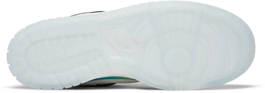 Nike Air Dunk Jumbo 'Buka Ruang Anda' FJ7067-114 Shop Nike Air Dunk Jumbo 'Buka Ruang Anda' FJ7067-114